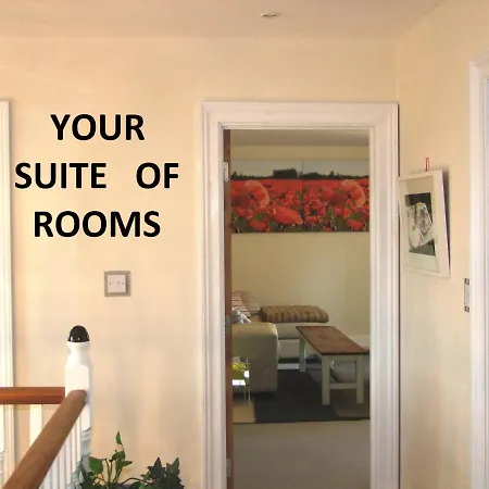 Glendalough Scenery * ラウンドウッド